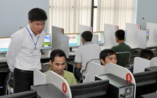 Hé lộ loạt câu hỏi 'điểm liệt' trong bộ đề thi sát hạch giấy phép lái xe mới, người tham gia thi nên biết