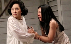 Hành động của mẹ chồng khi đưa con dâu đi đẻ khiến thông gia muối mặt với mọi người