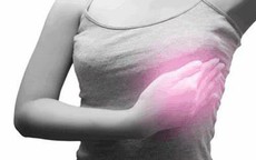 4 dấu hiệu cảnh báo ung thư vú phụ nữ không nên bỏ qua