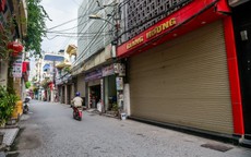 Nhiều cơ sở sản xuất hàng hóa may mặc tại một xã ở Nam Định bỗng nhiên đóng cửa, không khí ảm đạm
