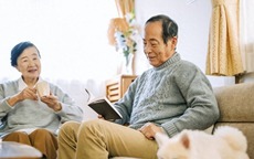 Tuổi già muốn sống thảnh thơi, đừng phạm 2 điều này khi con cái ngỏ lời vay tiền