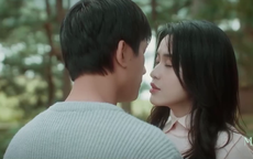 'Mặt trời lạnh' mới nhất (tập 2): Mai Ly thổ lộ tình cảm với thiếu gia Sơn Dương khi đang yêu Tuấn Trần