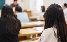 426 thí sinh vắng thi lớp 10 Hà Nội, 1 em bị đình chỉ vì mang điện thoại