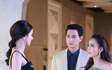 Tôi đã đánh đổi 9 năm tình yêu chân thành lấy nhung lụa giả tạo và cái kết đắng