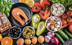 Chế độ ăn lành mạnh giúp giảm cân và hạ huyết áp