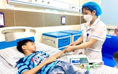 Bé 10 tuổi ở Phú Thọ bị sốc nhiệt, nhập viện gấp do dùng điều hòa sai cách