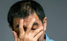 Bố cô dâu nói 4 câu giữa tiệc cưới, thông gia 'đứng hình', bỏ tiệc ra về