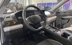 Xe sedan hạng C điện giá 480 triệu đồng đẹp long lanh rẻ ngang xe hạng B Toyota Vios liệu có thay thế Mazda 3, Kia K3 khi ra mắt ở Philippines?