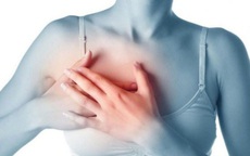 Nữ giáo viên 30 tuổi phát hiện ung thư vú từ dấu hiệu nhiều người bỏ qua