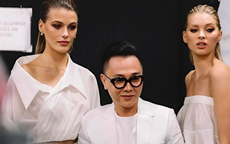 Lần hiếm hoi NTK Công Trí 'khoe' căn nhà cực chất