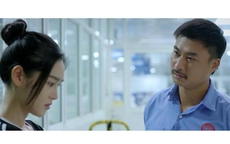 'Dịu dàng màu nắng' mới nhất (tập 39): Lan Anh biết Nam thích chồng mình từ trước, Thảo chia tay xóm trọ