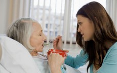 Gợi ý thực đơn chi tiết cho người bệnh đột quỵ: Hồi phục chức năng nhanh, ngừa đột quỵ tái phát