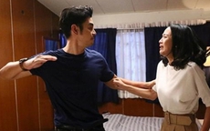 Chồng đánh tôi sẩy thai, đòi ly dị chỉ vì một câu nói của bác sĩ khi đi khám