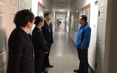Người thân hơn chục năm vắng bóng bỗng xuất hiện đòi thừa kế khi biết cụ ông để lại 5 bất động sản giá trị cho người dưng