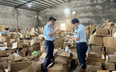 Kho hàng vùng biên chứa hơn 47.000 sản phẩm nhập lậu, kết nối hàng trăm tài khoản TikTok