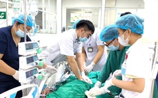 3 ngày sau khi ăn lòng lợn, tiết canh, người đàn ông 63 tuổi ở Hà Nội rơi vào nguy kịch