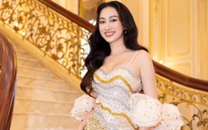 Hoa hậu Hồng Trang gợi cảm trong thiết kế của Tommy Nguyễn 