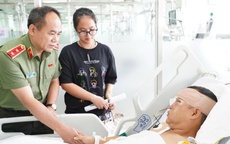 Giám đốc Công an TP Hà Nội thăm hỏi, động viên đại úy Lê Đình Công