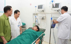 Bộ Y tế: Tập trung nhân lực, hội chẩn chuyên gia đầu ngành cứu chữa các nạn nhân do sạt lở ở Điện Biên