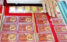 Giá vàng hôm nay 3/8: Tăng, tiến sát ngưỡng cao chưa từng có