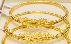 Giá vàng hôm nay 6/8: Vàng SJC, vàng nhẫn ra sao khi giá thế giới biến động?