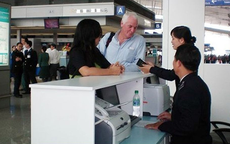 Miễn thị thực với người nước ngoài thuộc diện đặc biệt