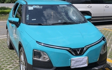 Tài xế lao thẳng xe vào người đi đường: Công an triệu tập 6 người