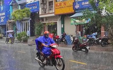 Hà Nội và miền Bắc còn hứng chịu những đợt mưa lớn?