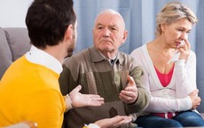 6 hành vi hủy hoại mối quan hệ giữa người già và con cái: Hãy cảnh giác nếu bạn mắc phải bất kỳ lỗi nào trong số này