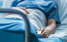 Cô gái 26 tuổi tử vong sau khi ăn lẩu có tiền sử mắc căn bệnh này