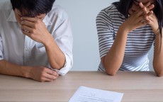 Con hơn 1 tuổi vẫn chưa khai sinh vì bố mẹ tranh cãi chuyện đặt tên