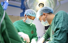Mẹ hiến thận cứu con trai 28 tuổi ở Quảng Ninh bị suy thận giai đoạn cuối