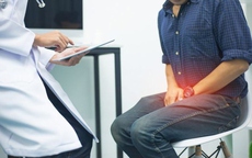 10 mối nguy hiểm khủng khiếp của việc nhịn tiểu: Coi chừng đột quỵ, nhồi máu cơ tim!