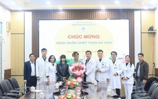 Sau 11 năm chạy thận, con trai được cha hiến thận cứu sống