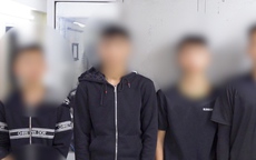 Bắt 4 thanh thiếu niên tấn công, cướp tài sản của người nước ngoài