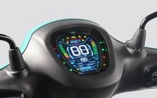 Xe máy điện giá 23 triệu đồng thiết kế đẹp sang trọng, trang bị hiện đại, đi xa 113km, cốp siêu rộng, rẻ hơn Honda Vision, chỉ như Wave Alpha