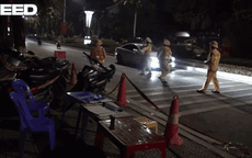 Tạm giữ hình sự 'quái xế' 18 tuổi tăng ga húc văng CSGT ở Phú Thọ