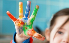 Trẻ thông minh hay không, nhìn bàn tay là biết: Não bộ 'giỏi' thường phát ra tín hiệu này