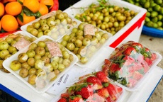 Tiểu thương chia sẻ nguồn gốc thực sự của loại quả lạ đang bán tràn ngập thị trường