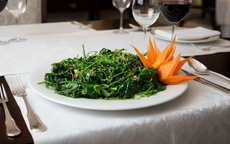 Cây rau từng bị coi là cỏ dại, nay 'lên đời' thành 'đặc sản': Chuyên gia nói gì về loại rau này?