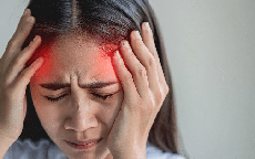 Dấu hiệu nhận biết chị em đang 'bốc hỏa'