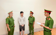 Cần Thơ: Khởi tố, bắt thanh niên sinh năm 1999 giả danh giám đốc, lừa đảo bằng thủ đoạn “chạy việc”