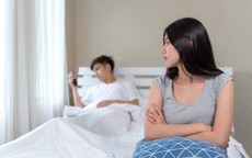 Chồng rất tốt nhưng yếu sinh lý, vợ cố chịu đựng nhưng càng sống càng tuyệt vọng