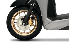 Giá xe Honda LEAD mới nhất tháng 10 giảm mạnh ở đại lý, rẻ nhất từ trước tới nay