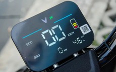 Trải nghiệm xe máy điện giá 9,6 triệu đồng đi 65km/lần sạc, rẻ nhất Việt Nam
