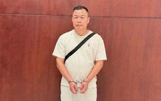 Tôn Bằng chồng cũ Hằng Du Mục bị bắt tạm giam