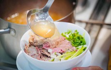 3 thói quen ăn phở cần bỏ ngay!