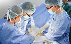 Cúm A khi mang thai 39 tuần: Thai phụ suy thai phải mổ khẩn, trẻ sơ sinh suy hô hấp