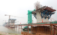 Hà Nội đẩy nhanh tiến độ 8 cầu vượt sông Hồng và sông Đuống