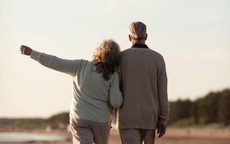 Một cuộc hôn nhân đáng mơ ước khi về già: Vợ chồng cùng giữ được 3 điều